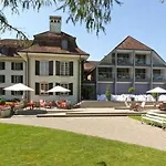 Schloss Huenigen Hotel 4*