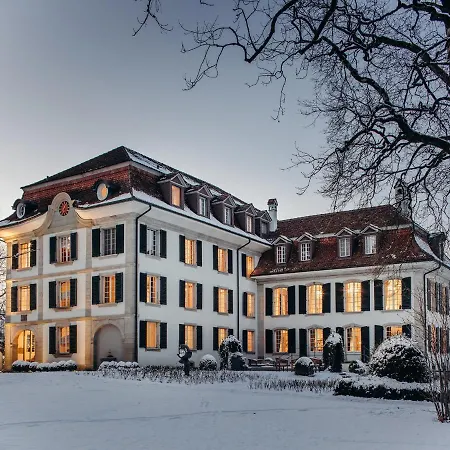 Schloss Huenigen 4*