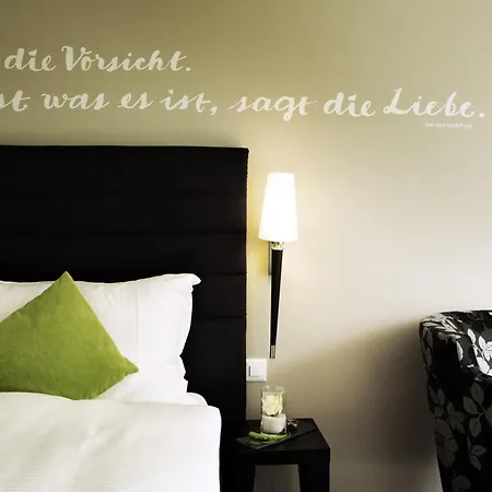 Schloss Huenigen Otel