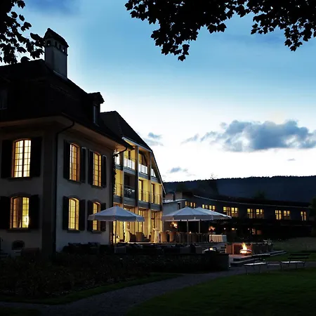 Hotel Schloss Huenigen 4*