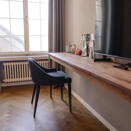 Schloss Huenigen Hotel 4*