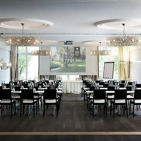 Schloss Huenigen Hotel 4*
