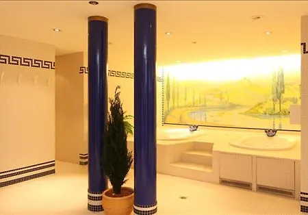 哈尼根城堡酒店 4* 科诺尔芬根