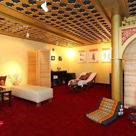 哈尼根城堡酒店 4* 科诺尔芬根