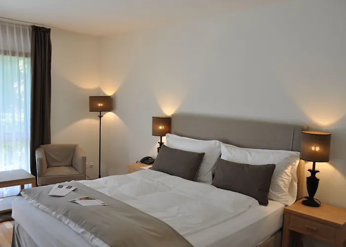 Hotell Schloss Huenigen Konolfingen