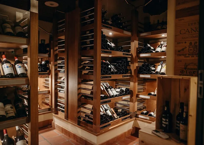 Hotell Schloss Huenigen