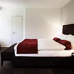 Hotel Schloss Huenigen