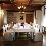 Hotel Schloss Huenigen