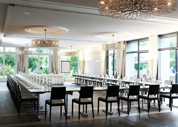 Schloss Huenigen Hotel