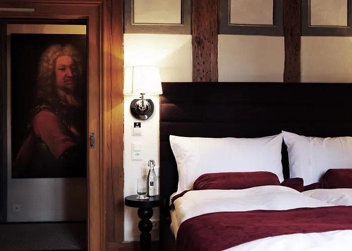 Schloss Huenigen Hotel 4*