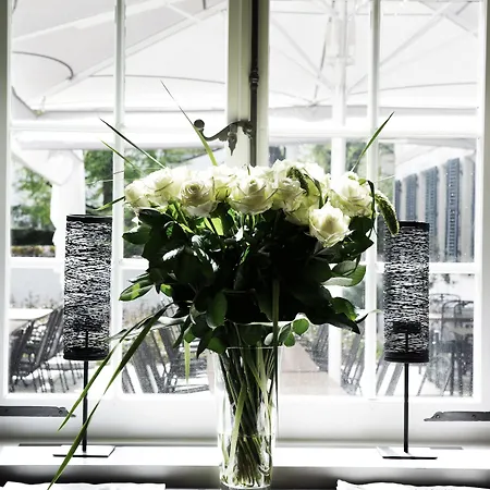 Szálloda Schloss Huenigen Konolfingen